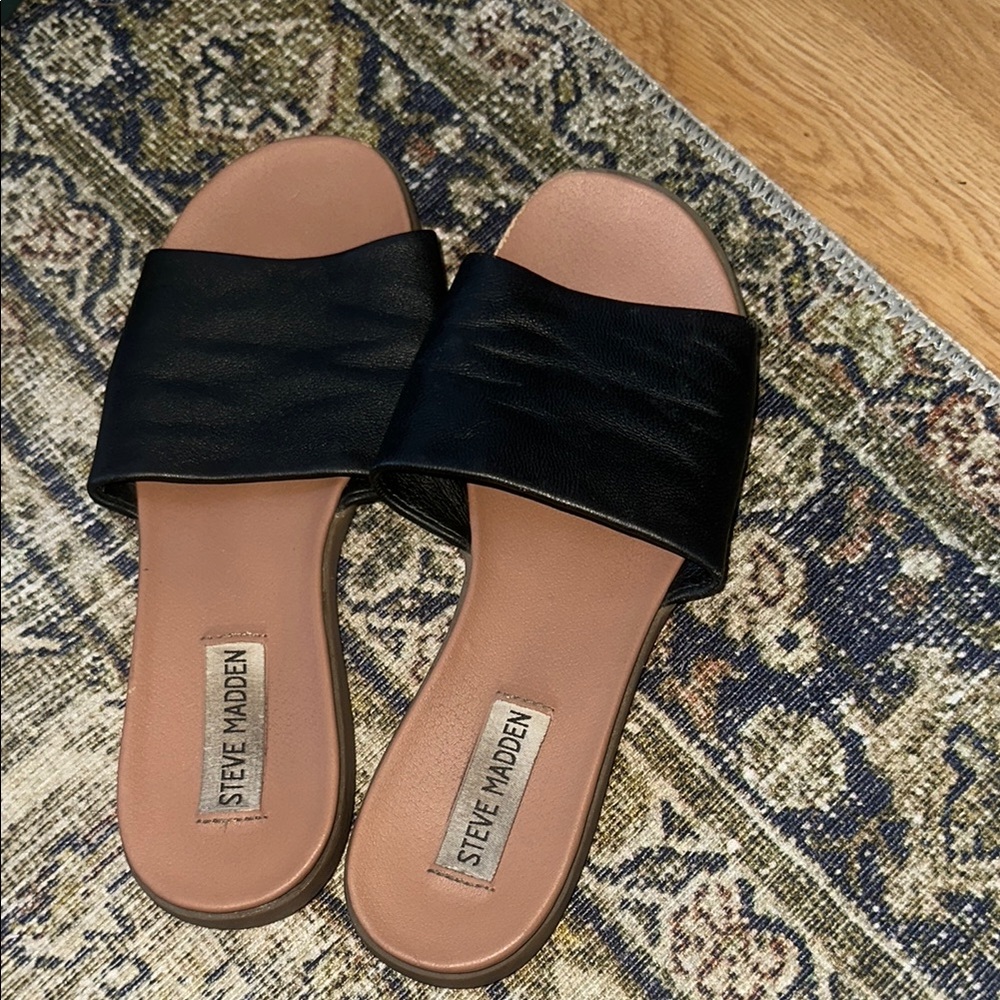 Steve Madden Black Slide Sandals